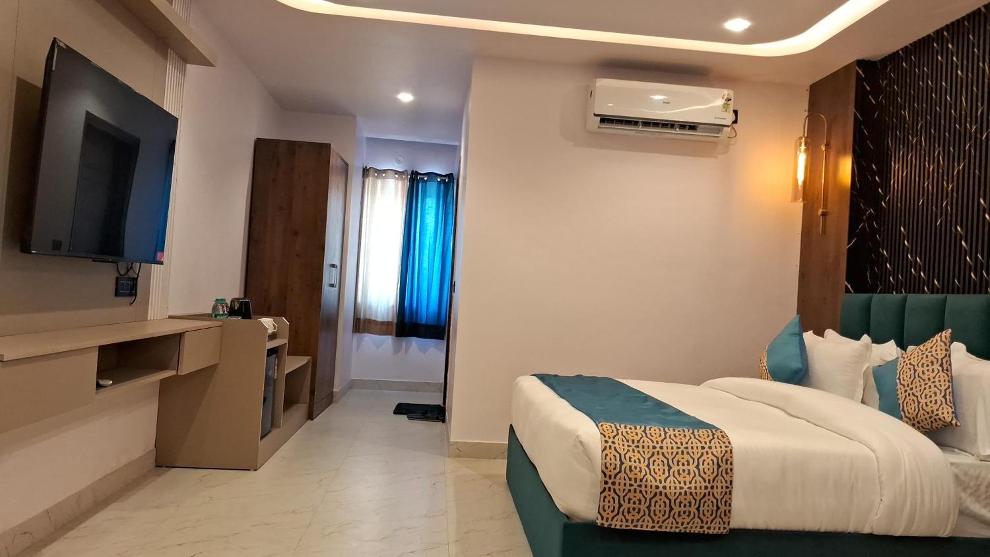 Emerald Suites Greater Noida Kamer foto